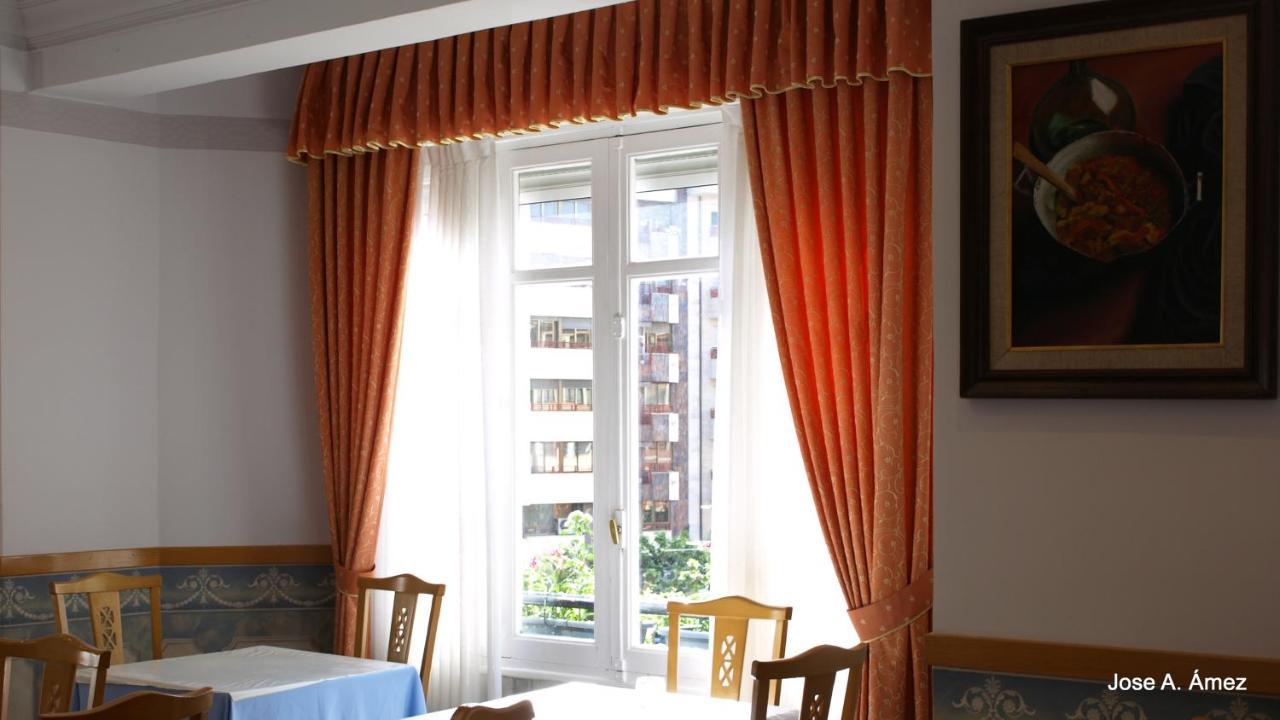 Hostal Orejas León Exterior foto